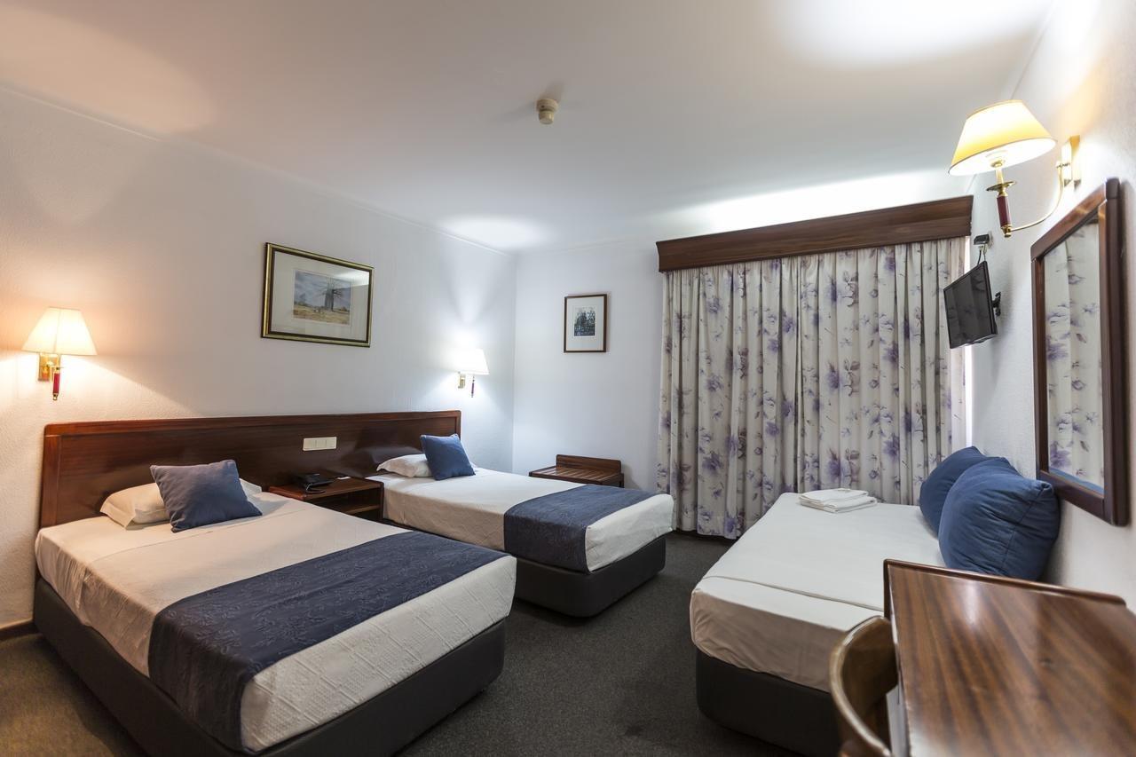 Hotel Arangues Setubal Exterior photo