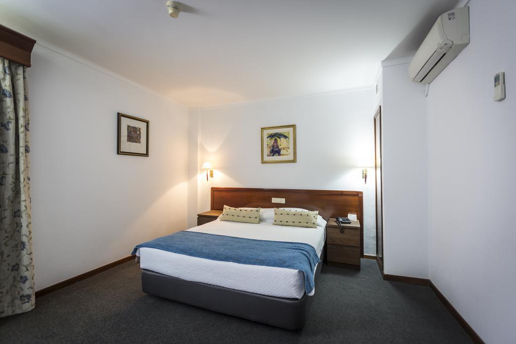 Hotel Arangues Setubal Exterior photo