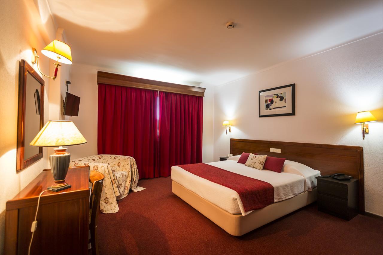 Hotel Arangues Setubal Exterior photo